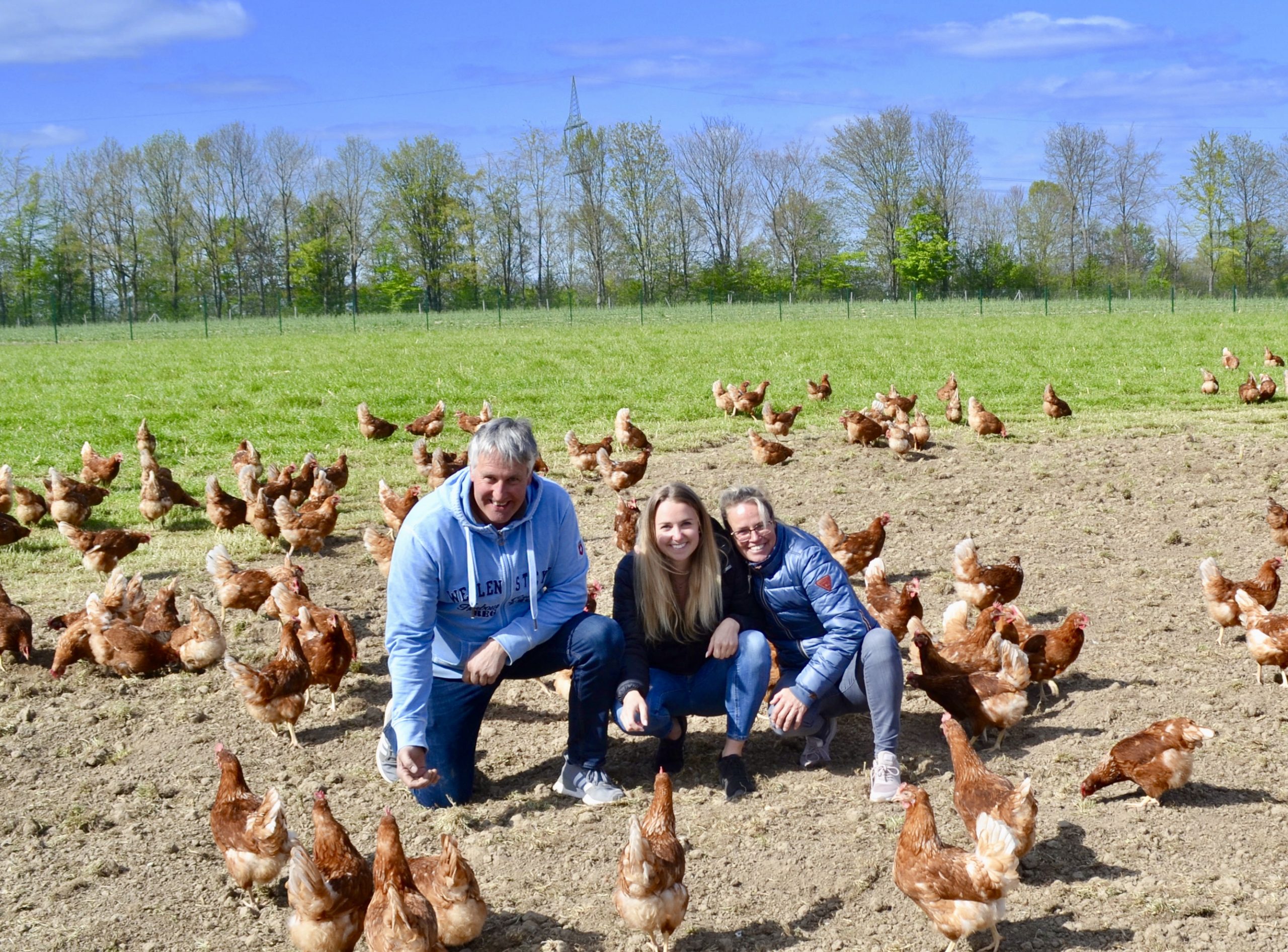 Besuch bei den Hühnern… – Eier- und Geflügelspezialitäten aus dem ...